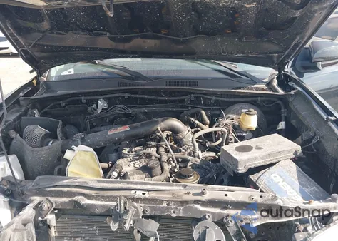 2017 Toyota Tacoma Sr5 from USA, damaged, VIN 5TFAX5GN8HX089740